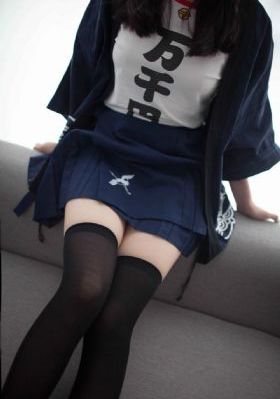 av欧美12电影_电影未删减版